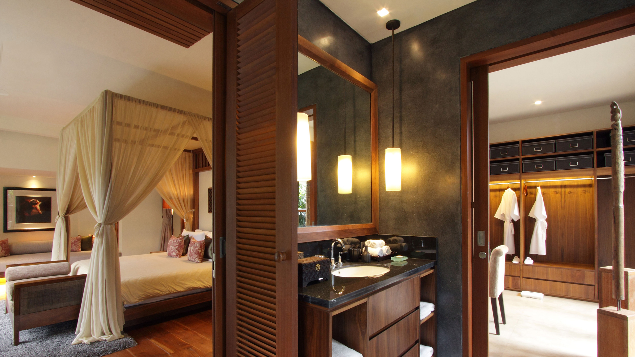 Villa Sarasvati - Guest bedroom ensuite bathroom Villa Sarasvati - Guest bedroom ensuite bathroom